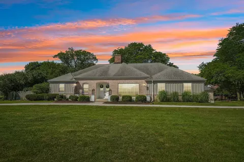 2135 Michelle, Brookfield, WI 53045
