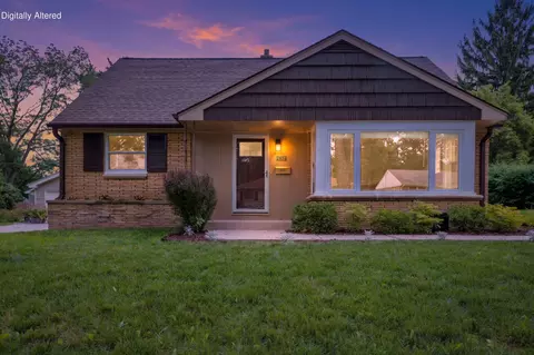 2916 S 104th, West Allis, WI 53227