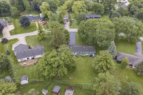 View/Area - 334 Maple, Waukesha, WI 53188 photo 3 of 4
