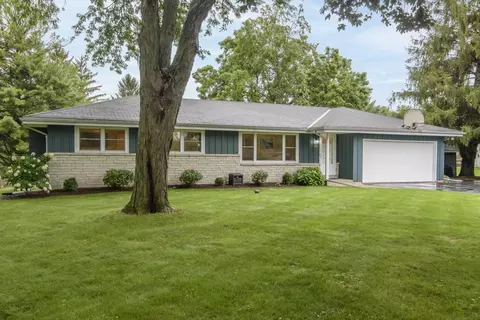 Exterior - 334 Maple, Waukesha, WI 53188 photo 2 of 8