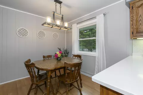 Dining - 334 Maple, Waukesha, WI 53188 photo 2 of 2