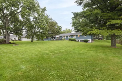 Exterior - 334 Maple, Waukesha, WI 53188 photo 4 of 8