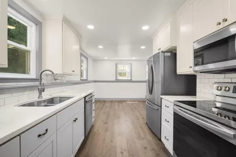 166 N 91st, Milwaukee, WI 53226