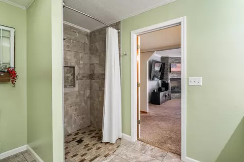 Bath - 316 Gaarder, Holmen, WI 54636 photo 5 of 5