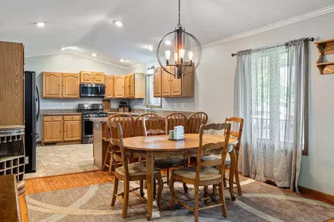 Dining - 316 Gaarder, Holmen, WI 54636 photo 1 of 2