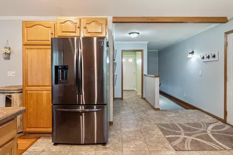 Entry Way - 316 Gaarder, Holmen, WI 54636 photo 2 of 3