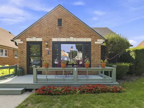3015 N 80th, Milwaukee, WI 53222
