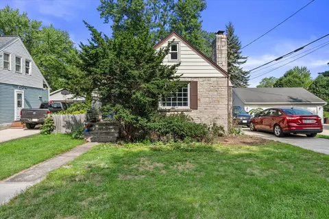 w168n9104 Falls, Menomonee Falls, WI 53051