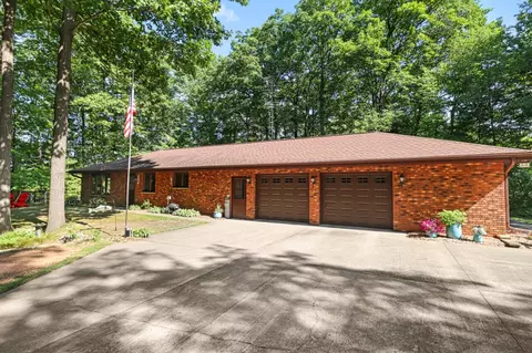 6808 Highway 8, Crescent, WI 54501