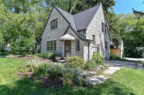 w232n6198 Waukesha, Sussex, WI 53089