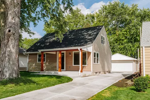 222 N 111th, Wauwatosa, WI 53226