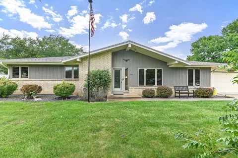 5304 Cynthia, Mount Pleasant, WI 53406