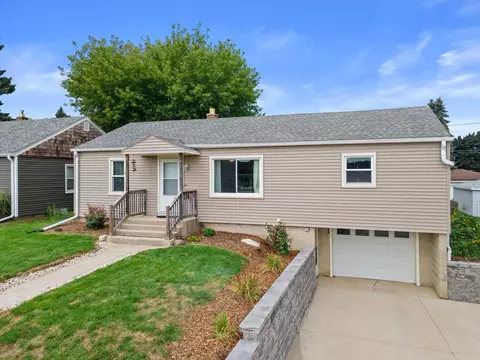1710 Michigan, South Milwaukee, WI 53172