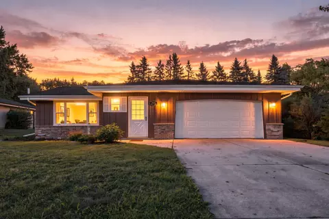 w157n10840 Catskill, Germantown, WI 53022