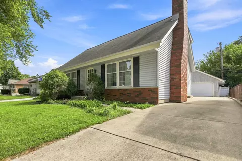 928 S 111th, West Allis, WI 53214