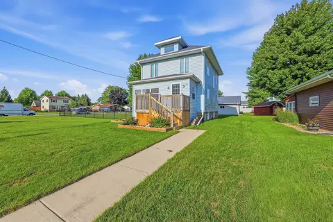 684 S S Park, Fond Du Lac, WI 54935