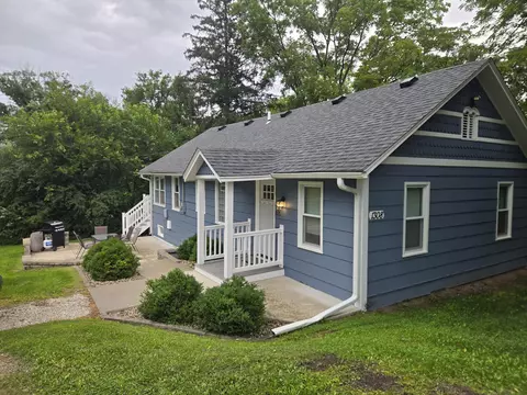 1308 E Lake Shr, Twin Lakes, WI 53181