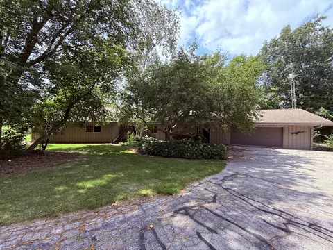 n5682 Meadowlark Road, Sheboygan Falls, WI 53085