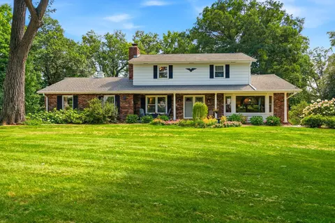 w159 Bartlain Drive, Ixonia, WI 53036