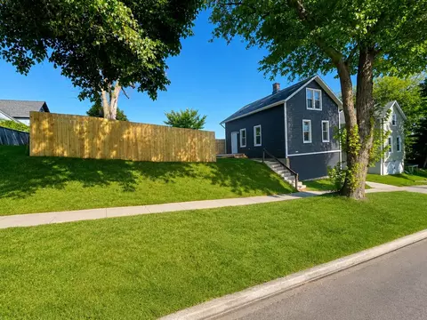 1019 N 12th, Sheboygan, WI 53081