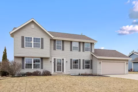 116 Weiss, Saukville, WI 53080