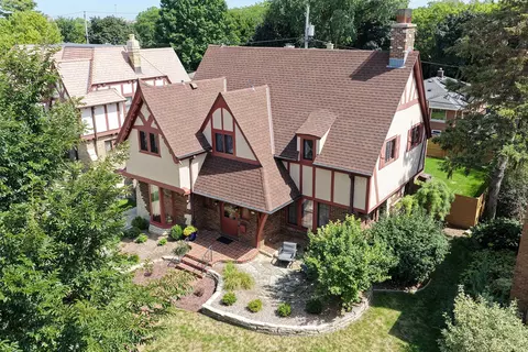 352 N Pinecrest, Milwaukee, WI 53208