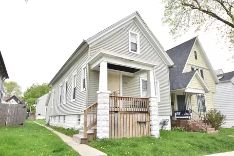 2753 N Pierce, Milwaukee, WI 53212