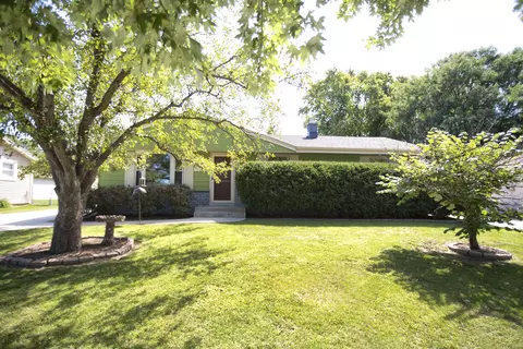 1505 Edgewood, South Milwaukee, WI 53172