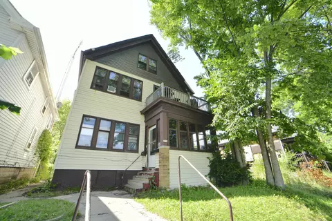 2917 N 8th #2919, Milwaukee, WI 53206