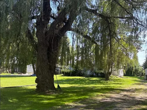 8311 7 Mile, Caledonia, WI 53108
