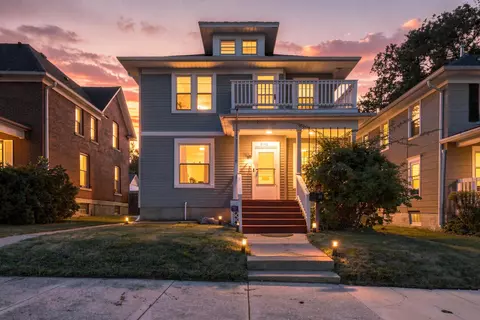 2142 Clarence, Racine, WI 53405