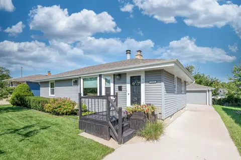 5915 43rd, Kenosha, WI 53144