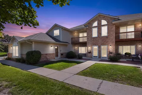 17410 W Lincoln, New Berlin, WI 53146