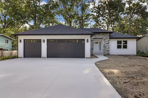 11533 8th, Pleasant Prairie, WI 53158