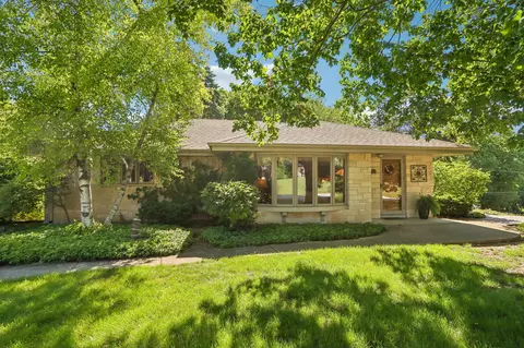 780 Michael, Brookfield, WI 53045