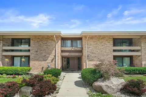 2650 S 60th #9, Milwaukee, WI 53219
