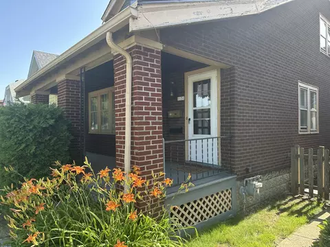 1131 S 84th #1133, West Allis, WI 53214