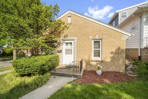 3300 S 14th, Milwaukee, WI 53215