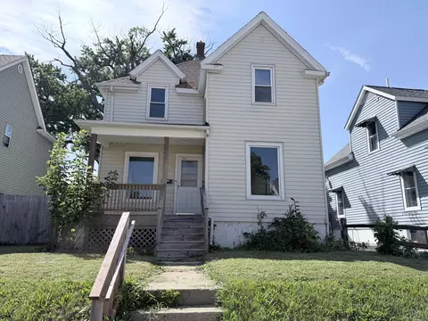 1544 Kearney, Racine, WI 53405