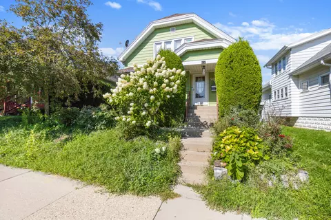 3411 S 14th #3411A, Milwaukee, WI 53215