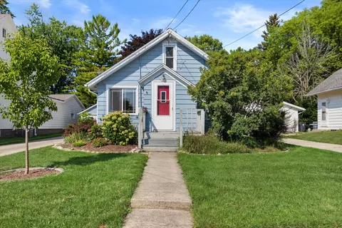 433 S 1st, Cedar Grove, WI 53013