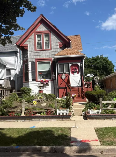 2812 S 34th, Milwaukee, WI 53215