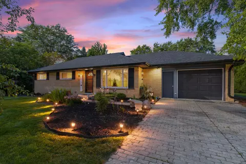 15440 Mt Vernon, Brookfield, WI 53005