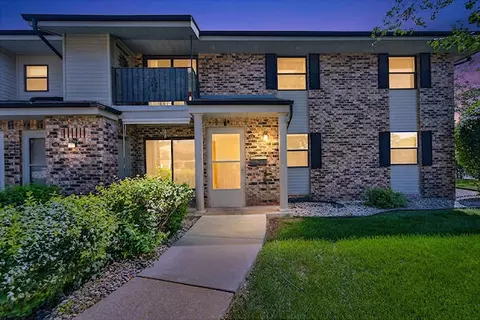 6650 Mariner #103, Mount Pleasant, WI 53406