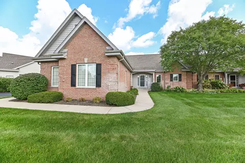 222 Eagle Cv, North Prairie, WI 53153