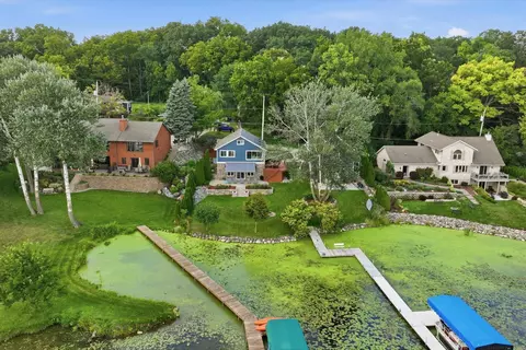 5601 Scenery, Waterford, WI 53185