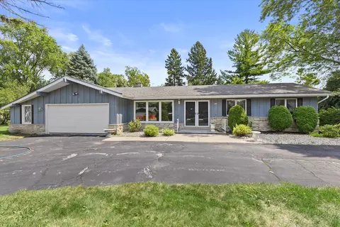 2310 Guinevere, Brookfield, WI 53045