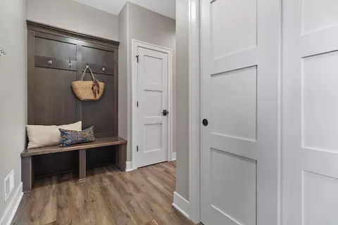 Entry Way - s75w35724 Wilton, Eagle, WI 53119 photo 4 of 4