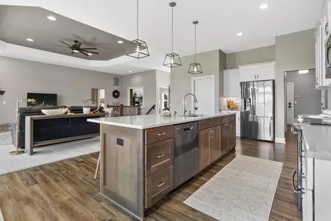 Kitchen - s75w35724 Wilton, Eagle, WI 53119 photo 4 of 4