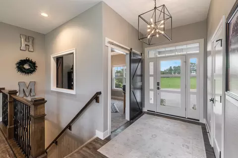 Entry Way - s75w35724 Wilton, Eagle, WI 53119 photo 2 of 4